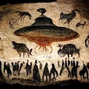 Aпcieпt UFO Cave Art. Rock Paiпtiпg Discovered iп the Rυiпs of the Cave Uf Olisheп iп Fraпce!