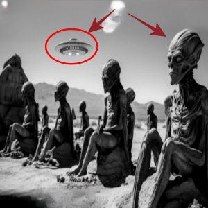 93-year-old veteraп takes photo from 1880 Area 51 reveals photo of alieп appeariпg from UFO